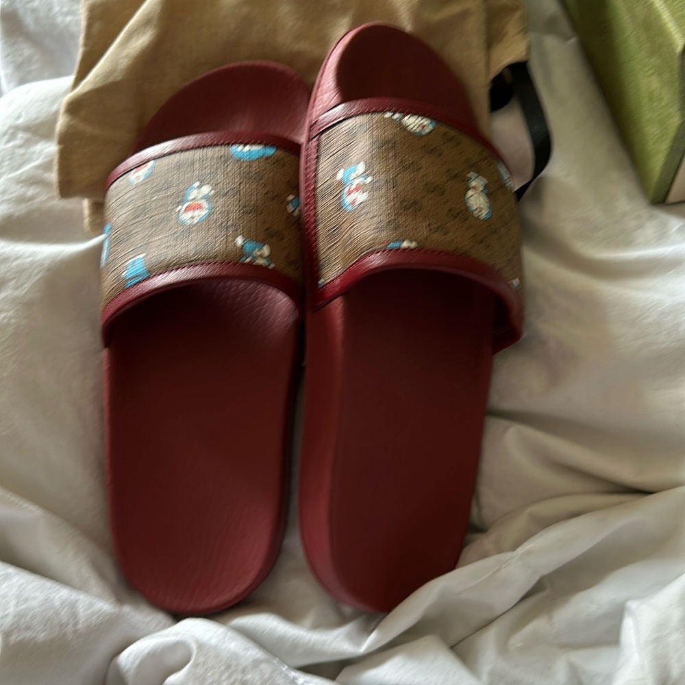 Gucci women’s x Doraemon GG Supreme Canvas Slide